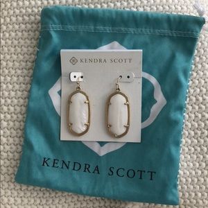 Kendra Scott Elle Earrings-White Pearl